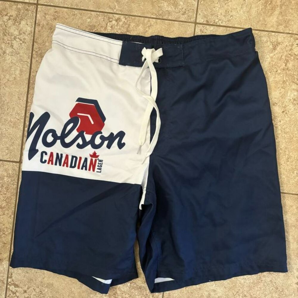 Brand new with tags fully lined Mens Molson Canadian swim shorts size me…